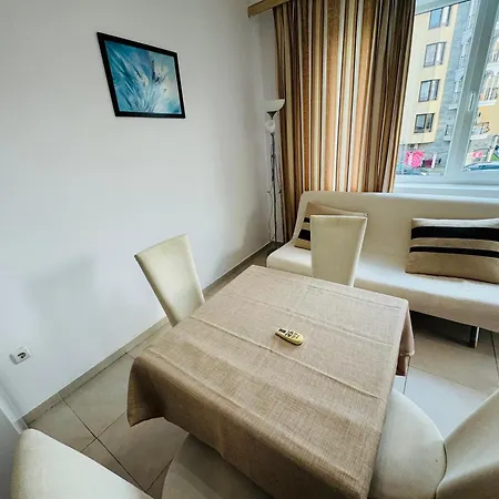 Sunny House 103 One Bedroom Apartment Slantschew brjag